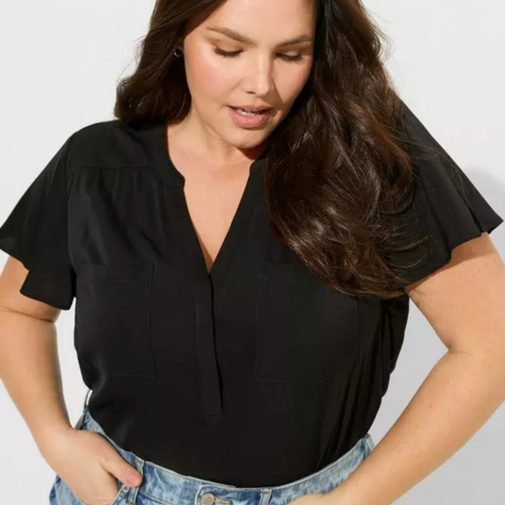 Torrid Harper Studio Crepe de Chine Flutter Short Sleeve Blouse - Picture 2 of 4